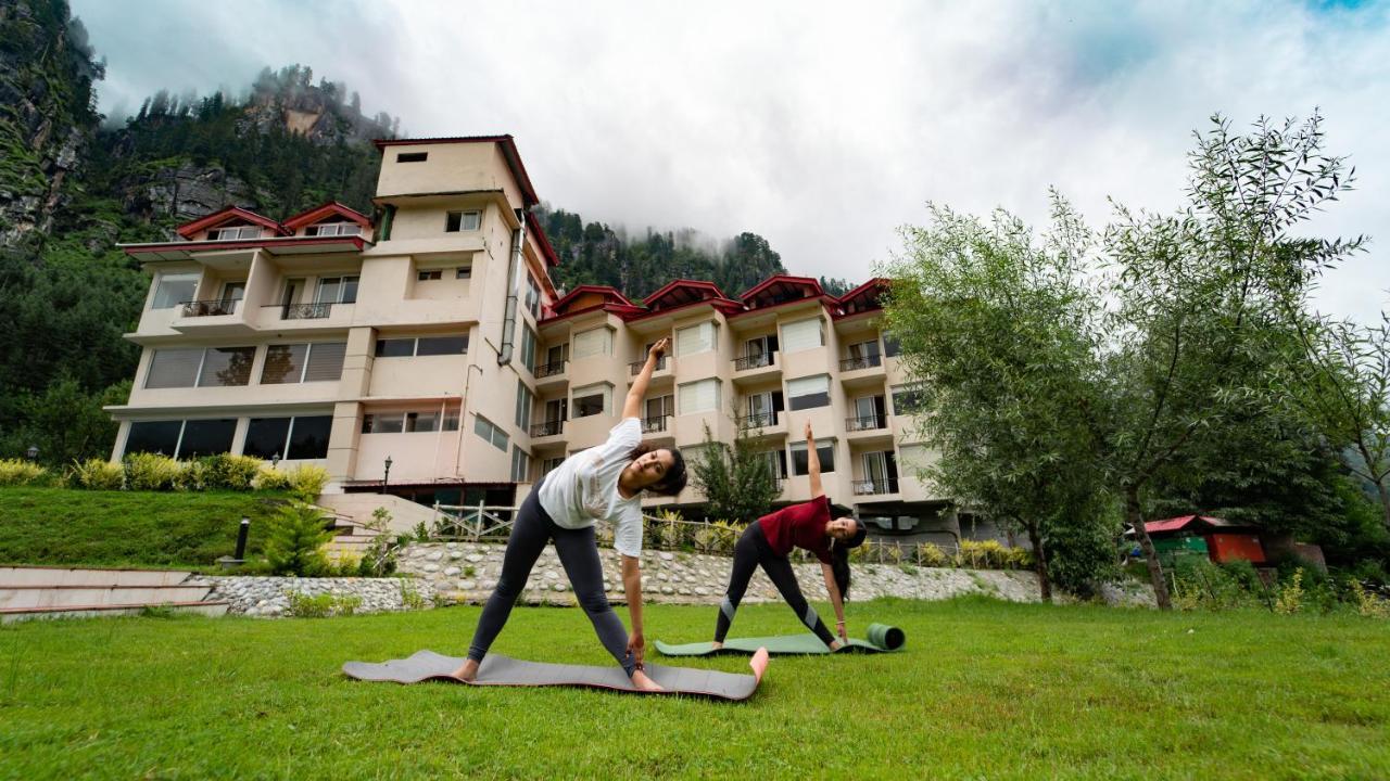The Allure Grand Resort -A Majestic Riverside Retreat 4*