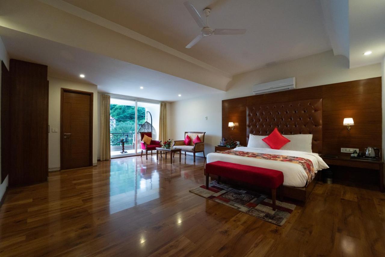 The Allure Grand Resort -A Majestic Riverside Retreat Resort